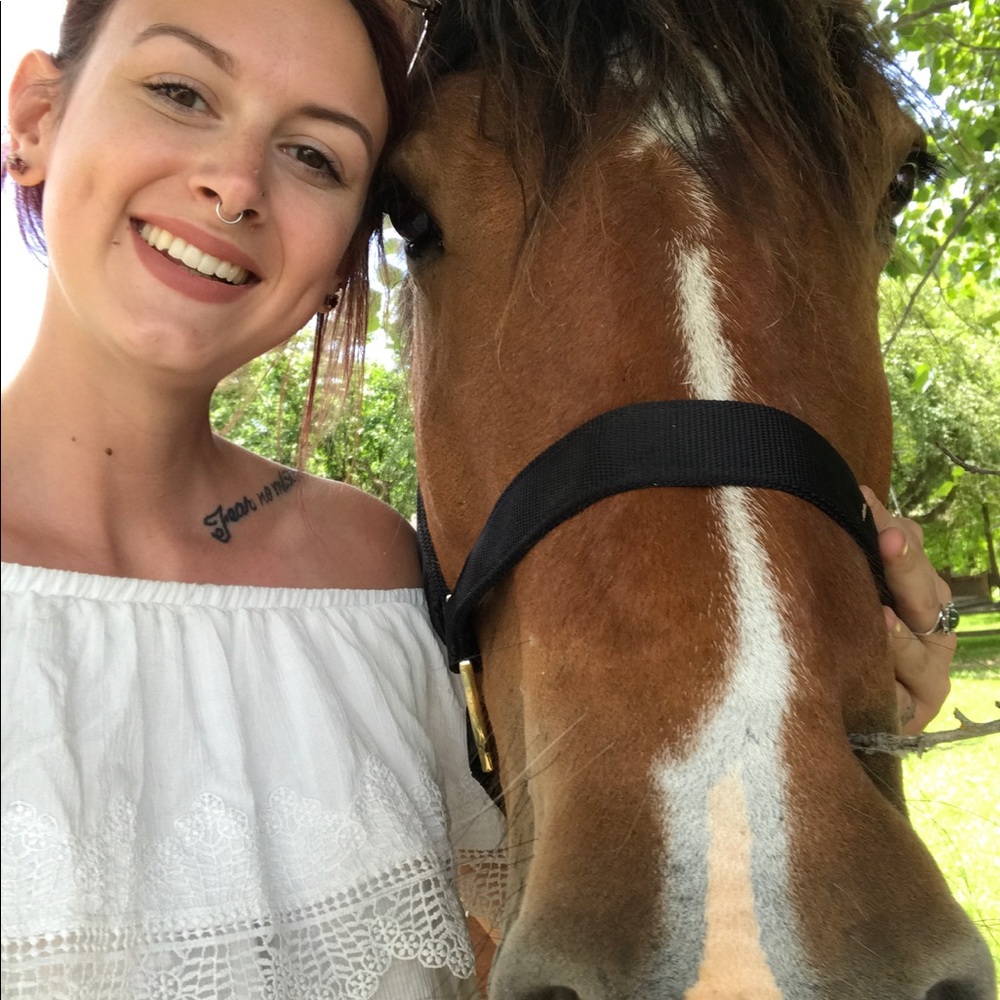 Meet your Posher, Lennette